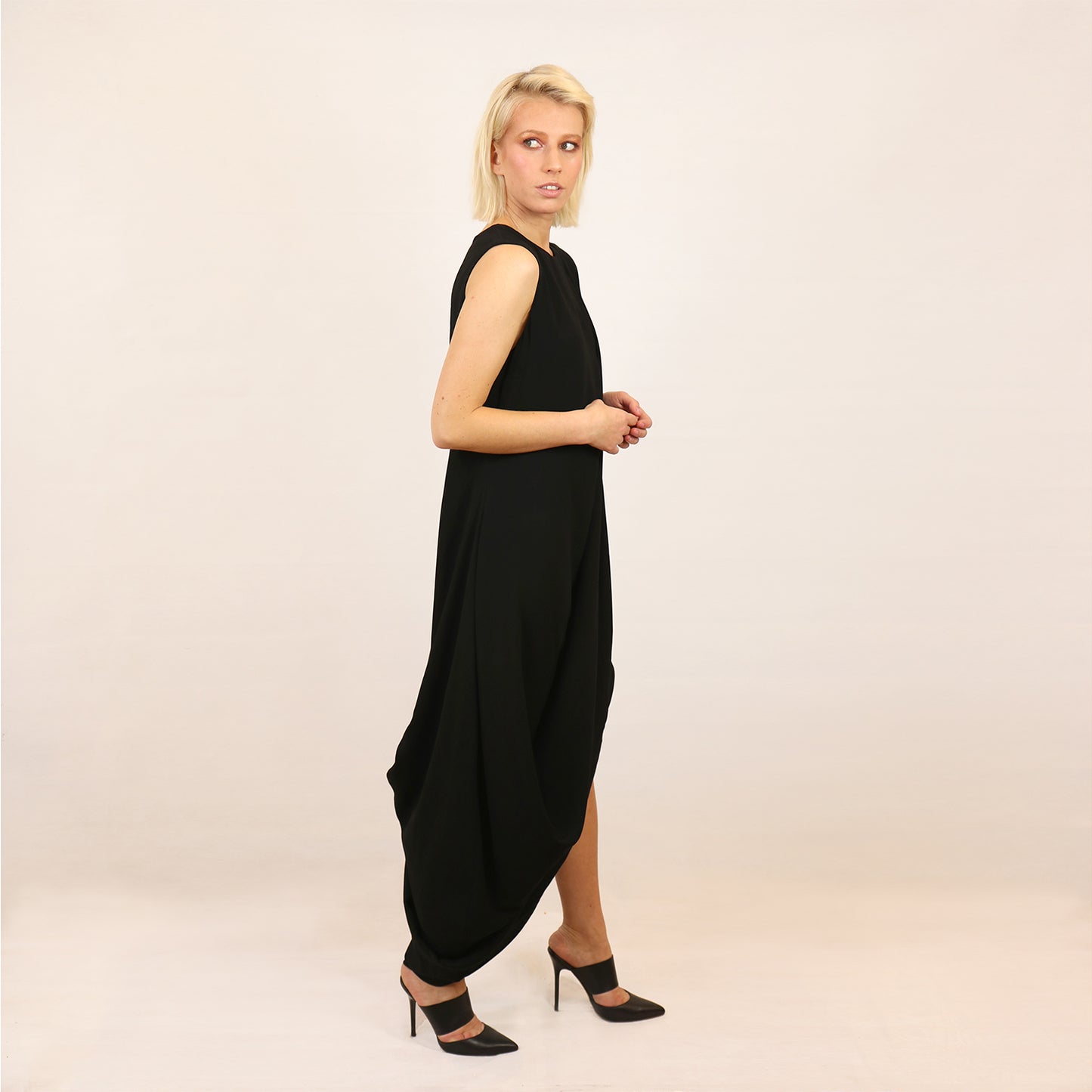 ASYMMETRIC BLACK CLAN DRESS