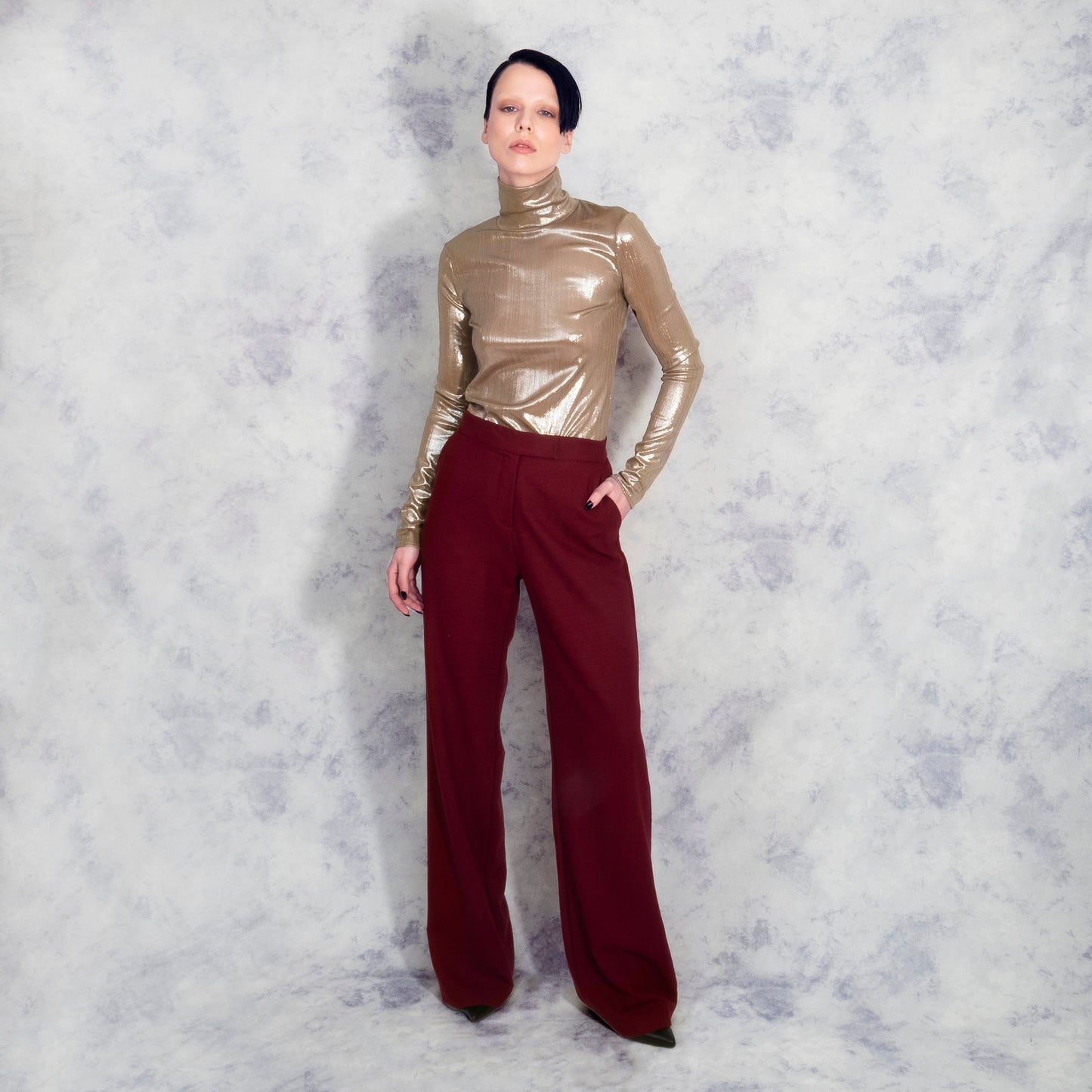 GOLD POLONECK TOP