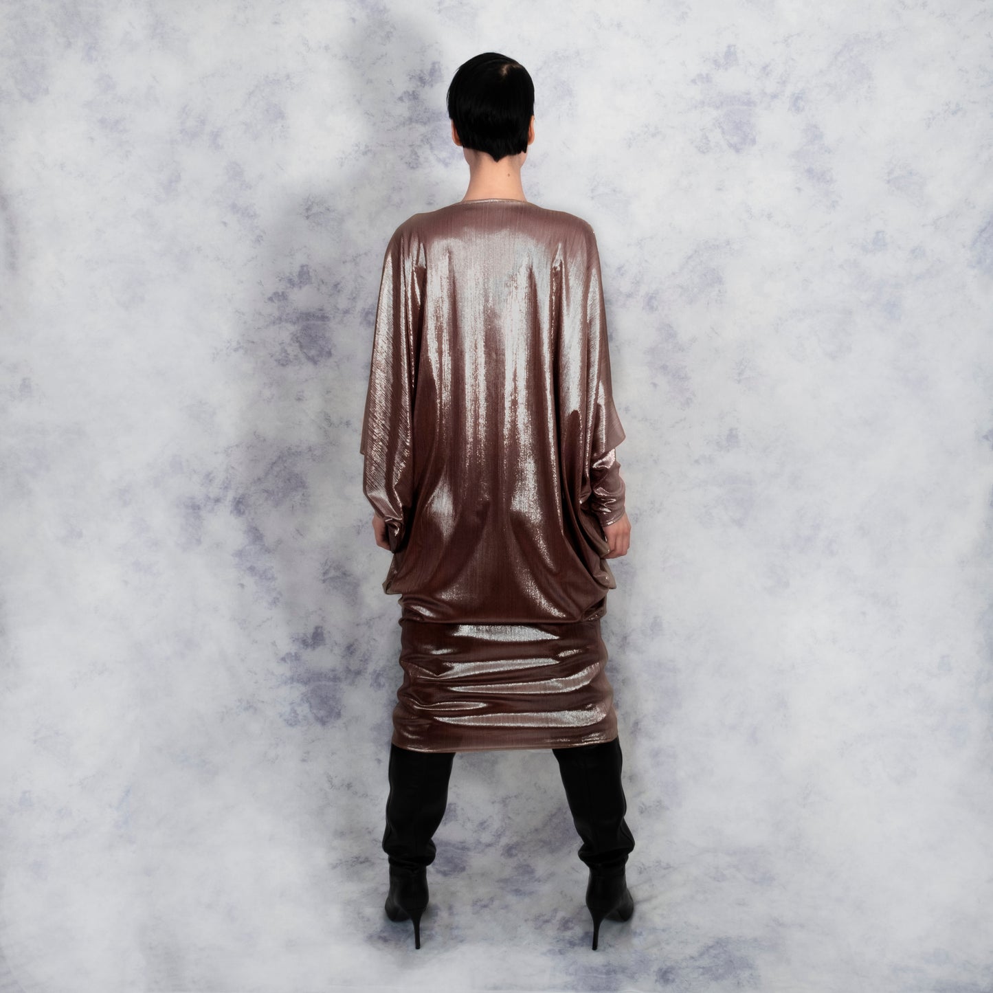 LAMÉ STINGRAY KAFTAN DRESS
