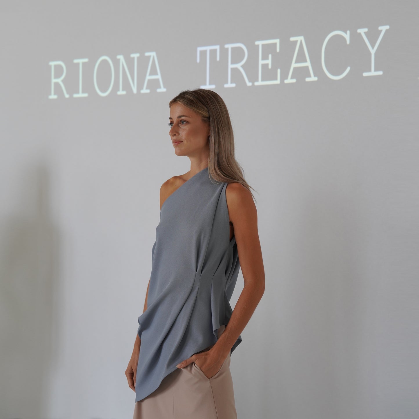 BLUE ASYMMETRIC RHOMBUS TOP