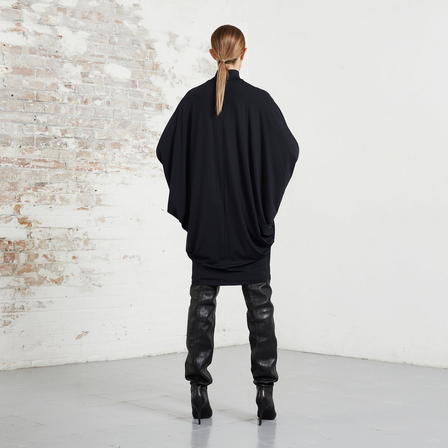 TURTLENECK STINGRAY DRESS