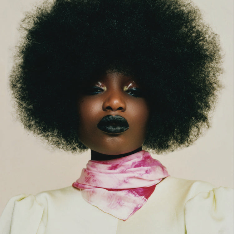 Editorial: THIIIRD Magazine – [RIONA TREACY]