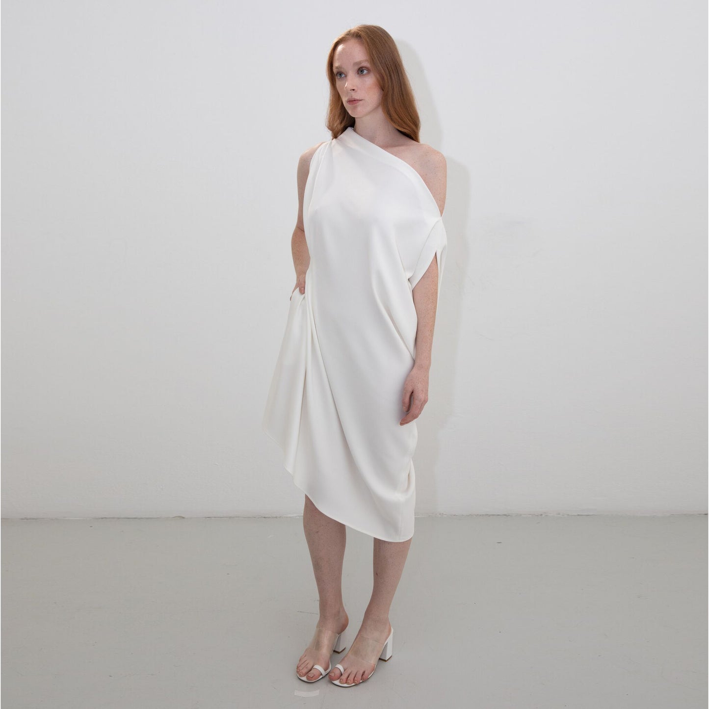 ASYMMETRIC IVORY RHOMBUS DRESS